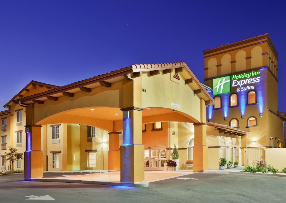 Holiday Inn Express & Suites Willows an IHG Hotel - featured photo