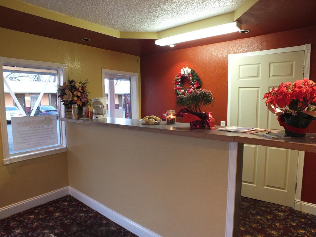 American Inn Chico - photo 15