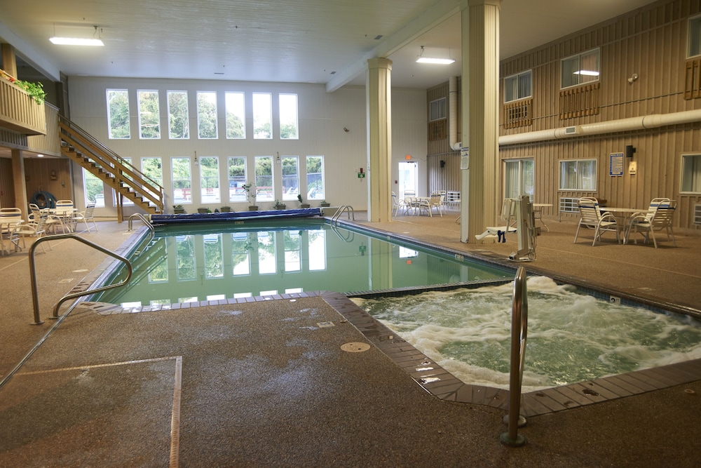 Sandwich Lodge & Resort - photo 51