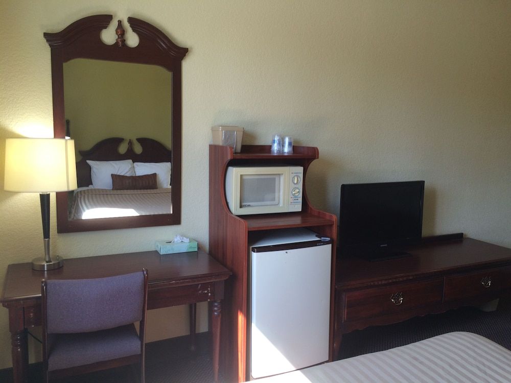 Frio Inn - photo 8
