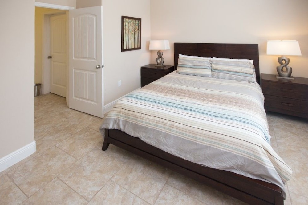 Ip60500 Solterra Resort 6 Bed 4 Baths Villa - photo 11