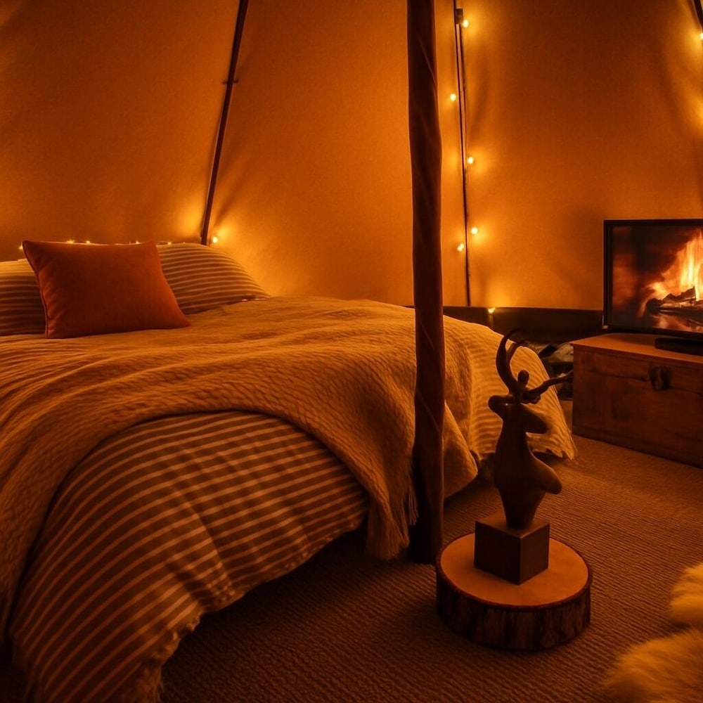 Cozy Wigwam With Heating & tv — hotel in Gaerwen