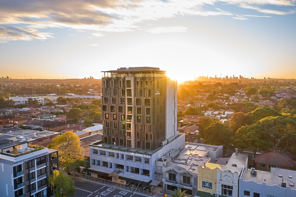 Crowne Plaza Sydney Burwood by IHG — hotel in Burwood