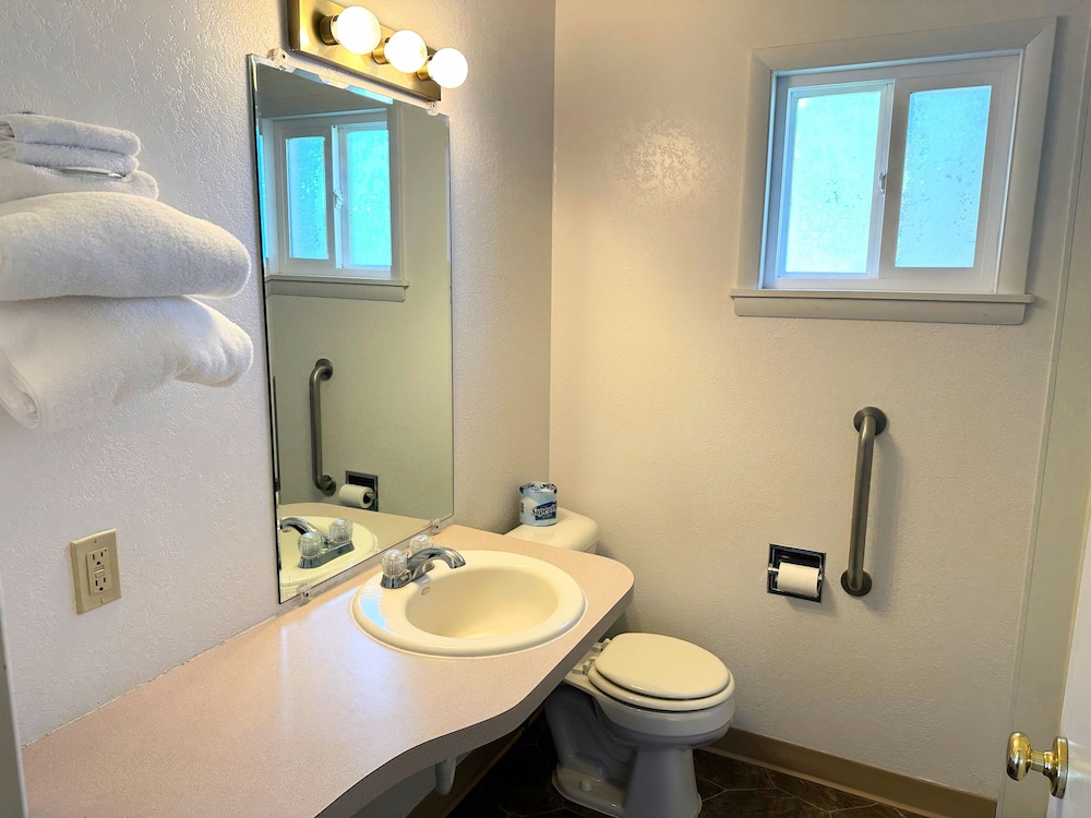 Westerner Motel - photo 20