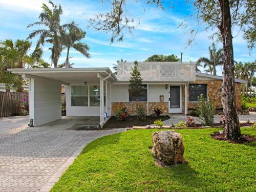 Lake Park Cottage — 4-Star Luxury Hotel in Naples, United States