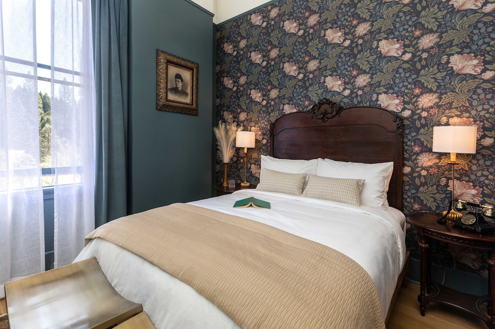 National Exchange Hotel - photo 17