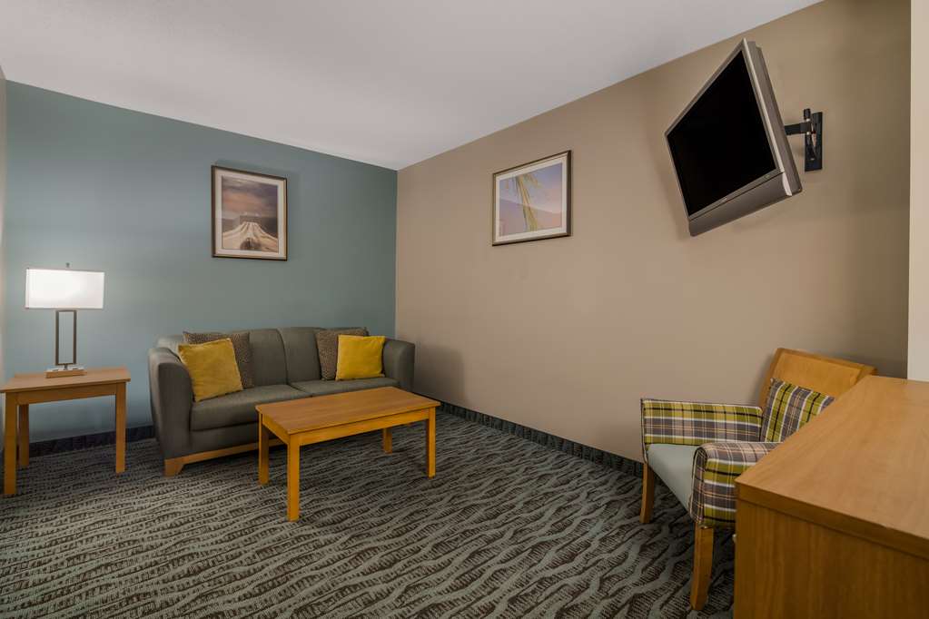 Best Western PLUS Executive Court Inn & Conference Center - photo 30