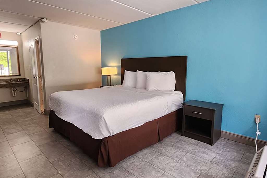 Travelodge by Wyndham Kingsland GA - photo 17