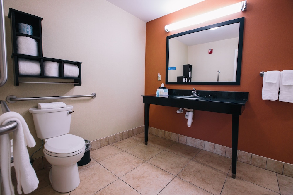 Hampton Inn & Suites Effingham - photo 48