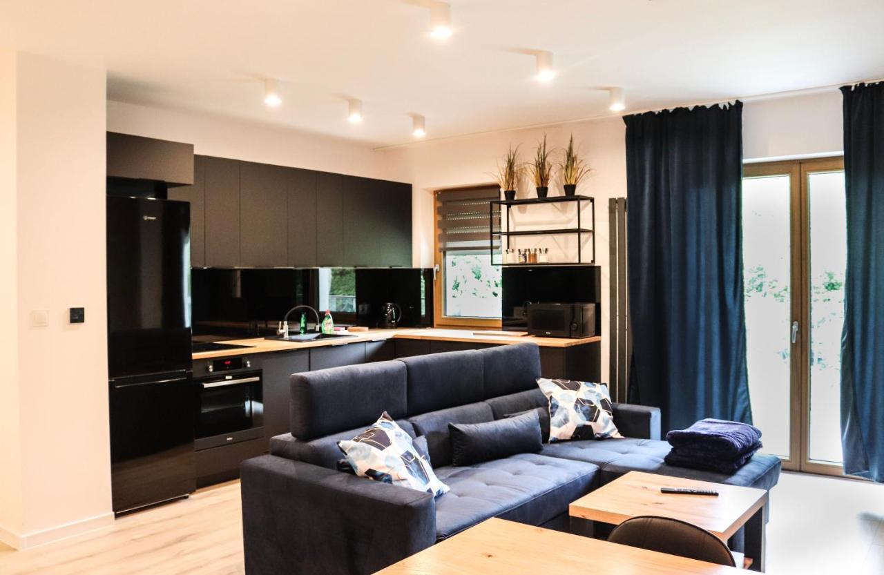 Lemon Park Apartments Parking Gratis — 4-Star Luxury Hotel in Poznan, Poland