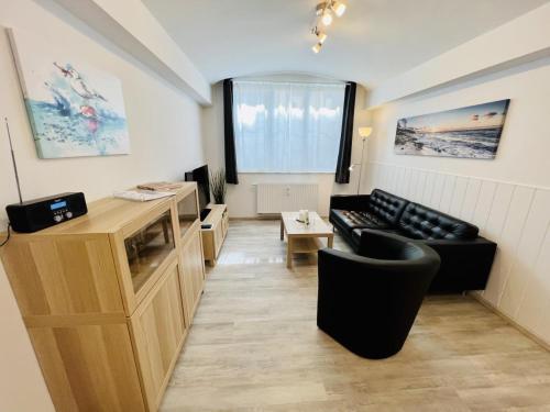 Berringer Makrele an der Promenade — 4-Star Luxury Hotel in Rostock, Germany