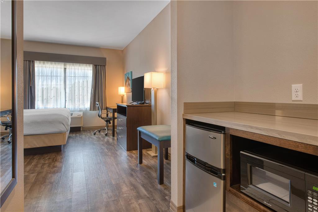 Best Western Plus Saint Peter - photo 16