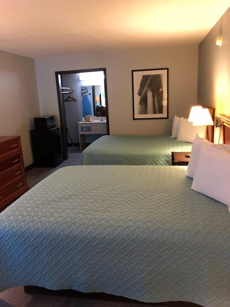 Springfield Inn TN - photo 12