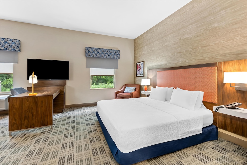 Hampton Inn & Suites Grove City - photo 11