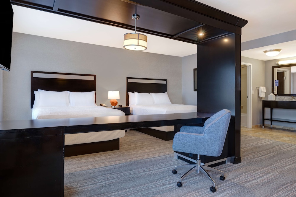 Hampton Inn & Suites Seattle Federal Way - photo 22