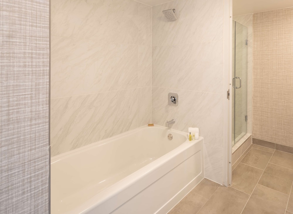 Hilton Fairfax - photo 34