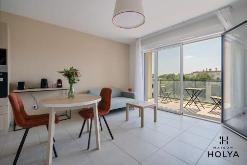 Le Plein Sud a Avignon 376b - last minute hotel in Avignon