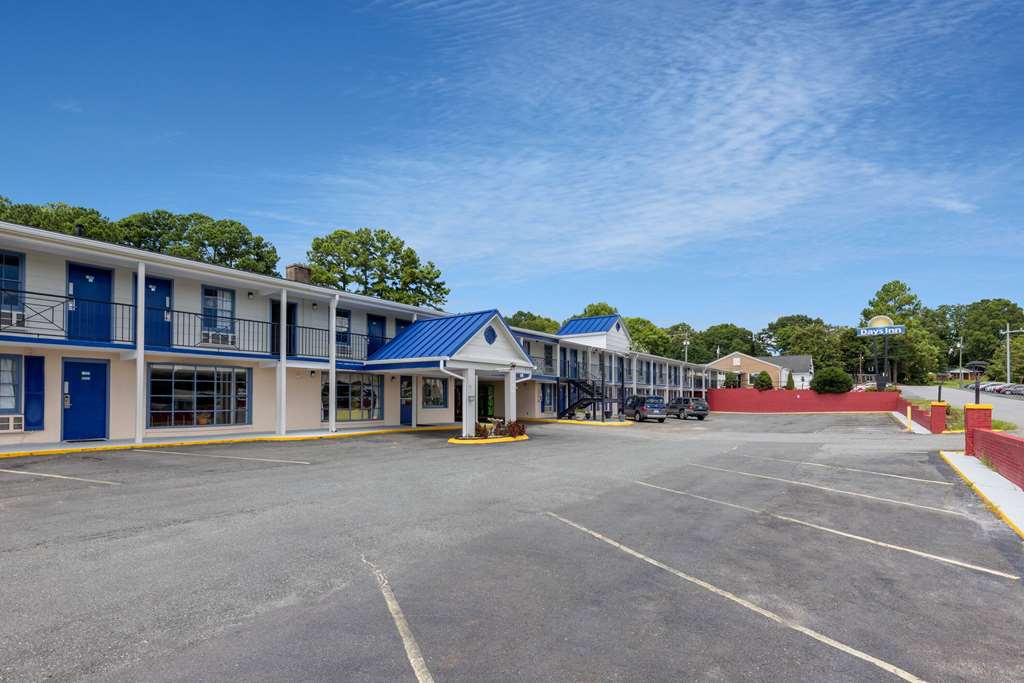 Days Inn by Wyndham Lincolnton - photo 3