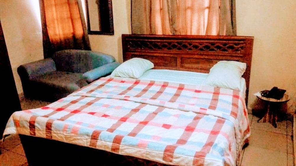 Pride Garden Hotel — Calabar — photo 3