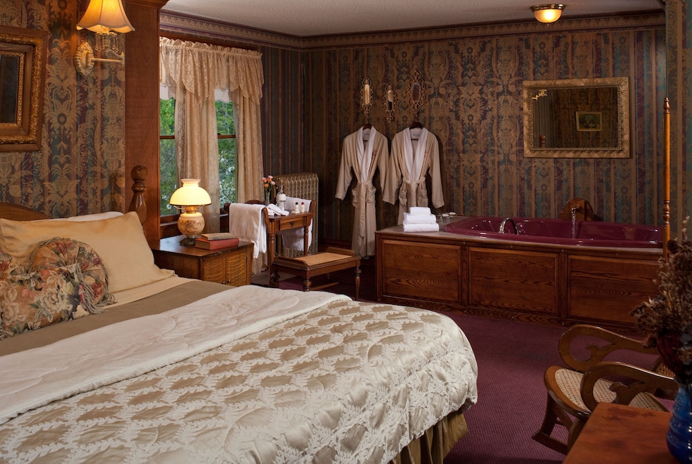 Old Rittenhouse Inn - photo 40