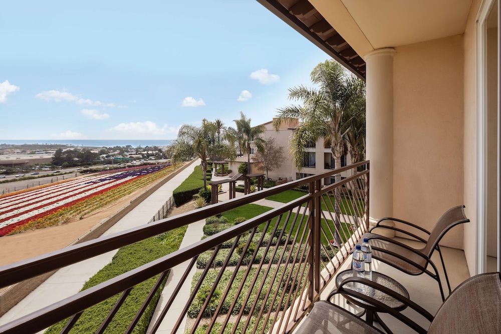 The Cassara Carlsbad Tapestry Collection by Hilton - photo 38