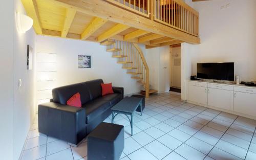 Ruinatsch 44 — 4-Star Luxury Hotel in St. Moritz, Switzerland