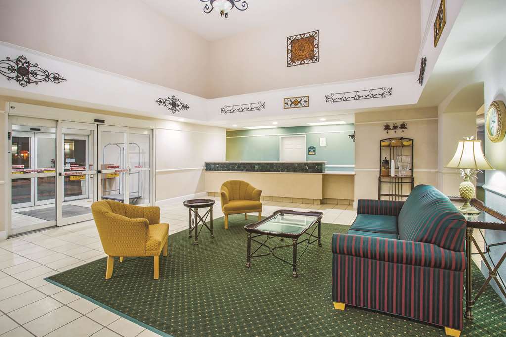 La Quinta Inn & Suites by Wyndham Fruita - photo 3