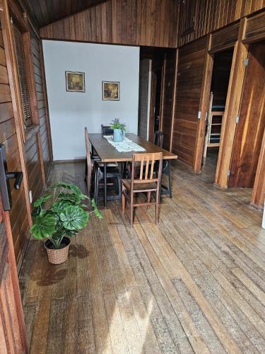 Acomodacao a 3 Minutos Da Cancao Nova in Campos Do Jordao, Brasil