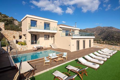 Villa Serenity Cove — 4-Star Luxury Hotel in Agios Nikolaos, Greece