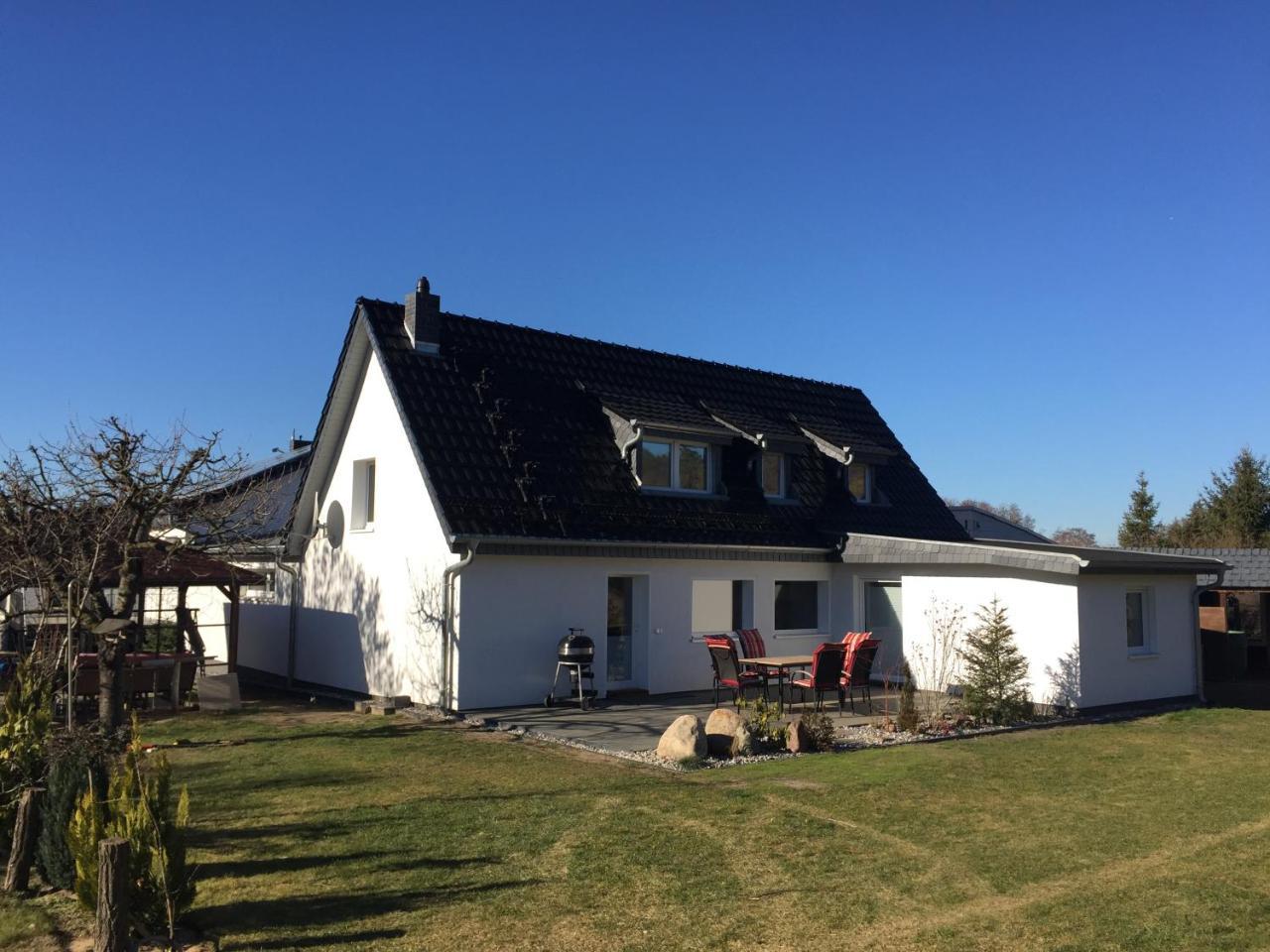 Ferienhaus Baumblute — 4-Star Luxury Hotel in Werder, Germany