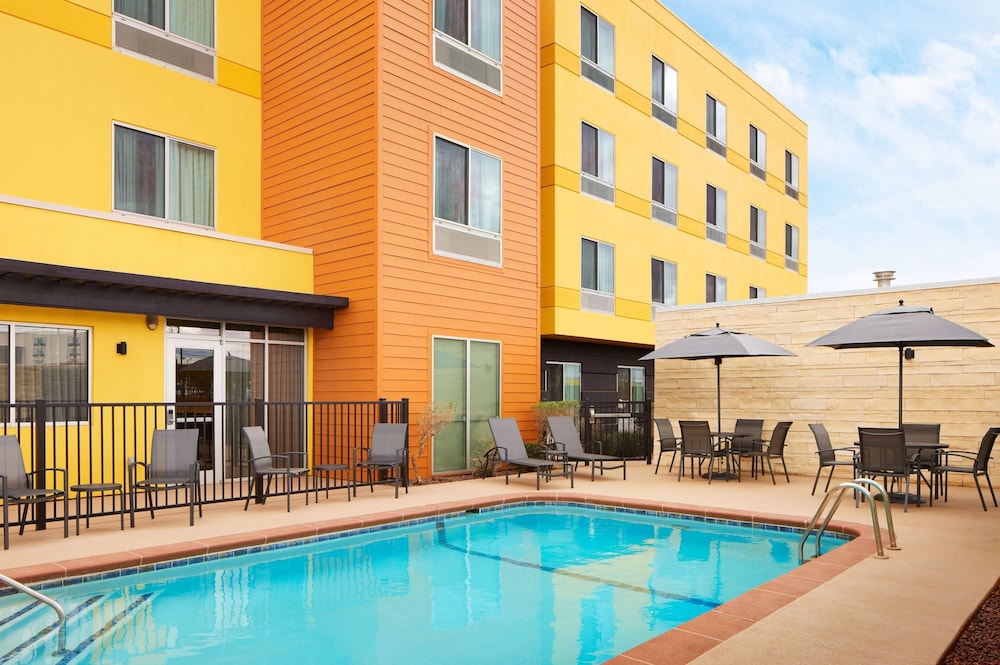 Fairfield Inn & Suites El Paso Airport - photo 18