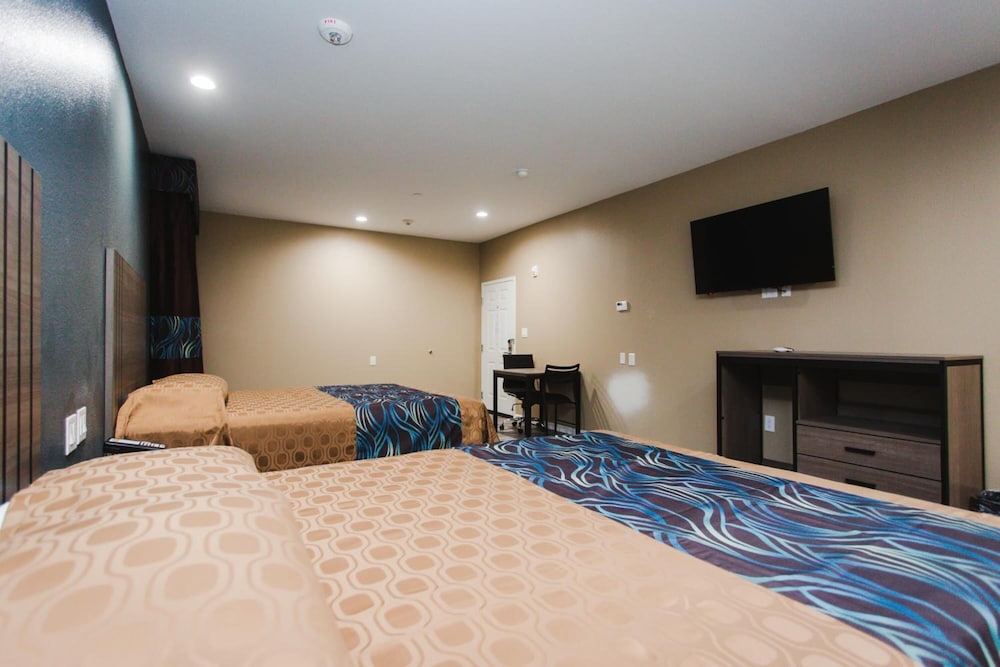 Budget Host Inn and Suites - photo 19