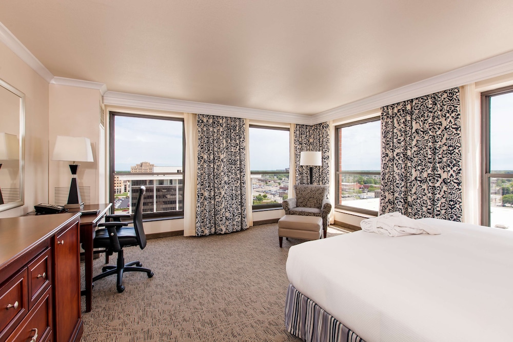 President Abraham Lincoln Springfield DoubleTree by Hilton - photo 23