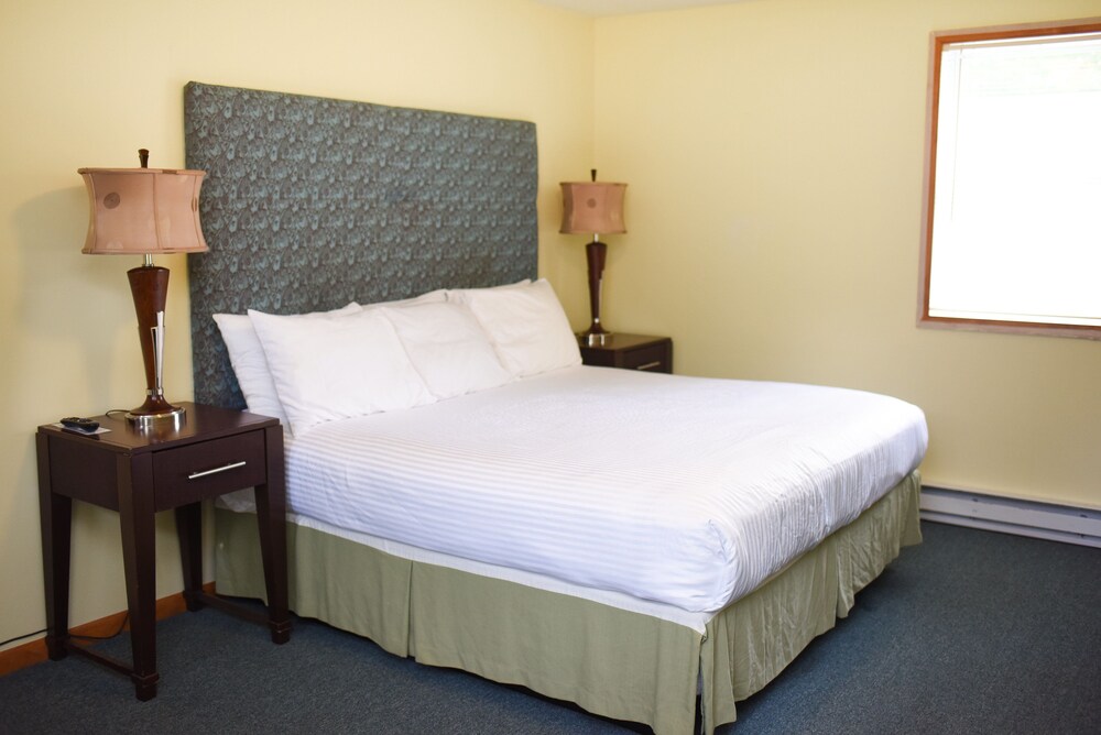 Chestnut Grove Resort - photo 32