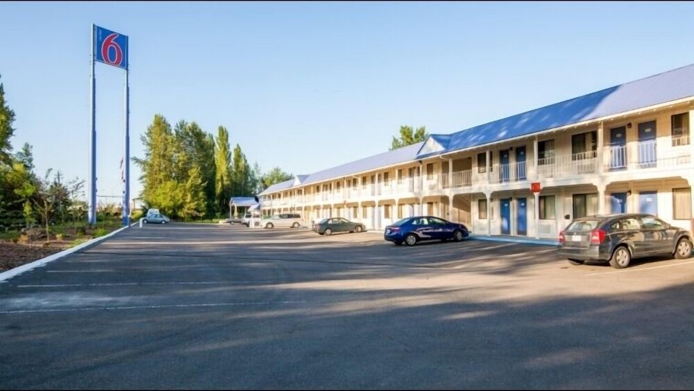 Motel 6 Ferndale WA — hotel in Ferndale