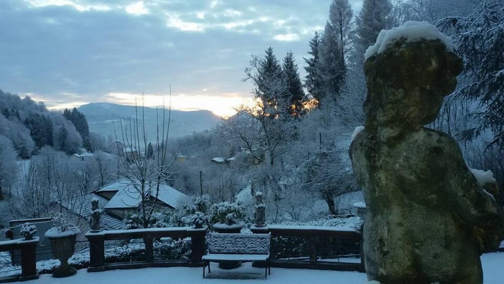 Villa delle Ortensie — 4-Star Luxury Hotel in Lecco, Italy