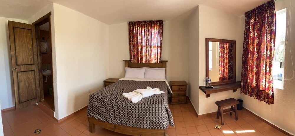 Hotel Renacer — hotel in Huasca De Ocampo