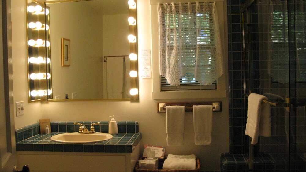 Belle de Jour Inn - photo 10