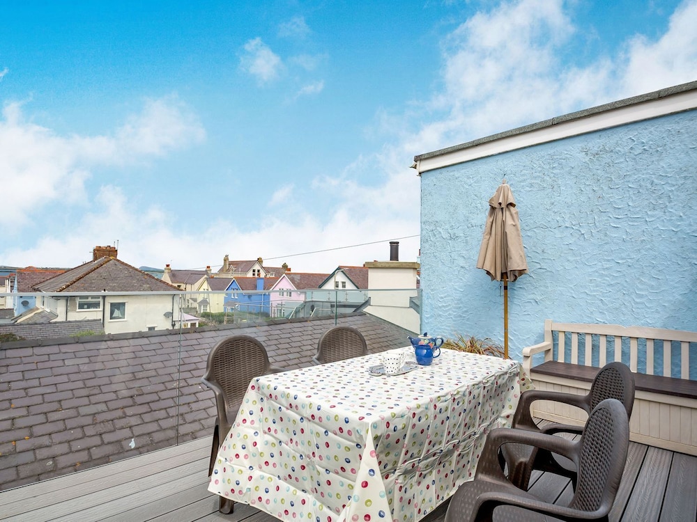 Victoria House — 4-Star Luxury Hotel in Rhosneigr, United Kingdom