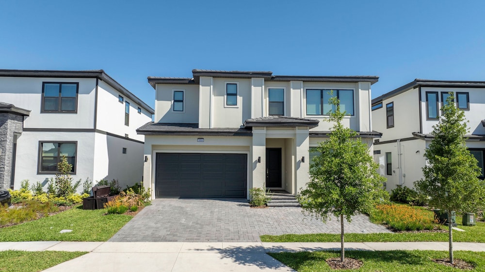 2024 NEW 12bed 12bath At Paradiso Grande - photo 8