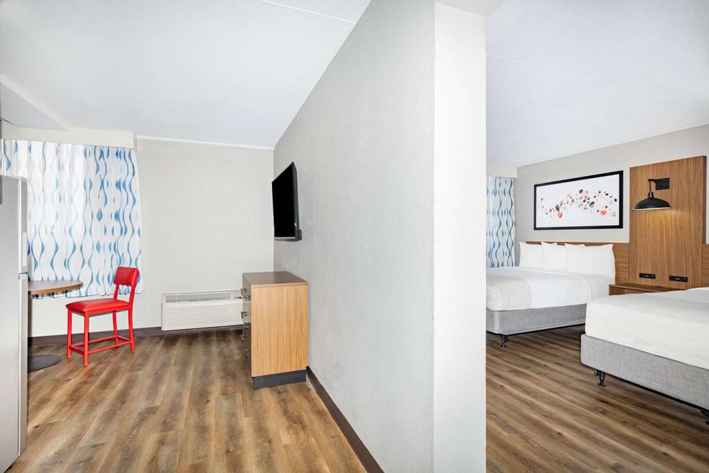 Hawthorn Extended Stay by Wyndham Wichita Airport - photo 21