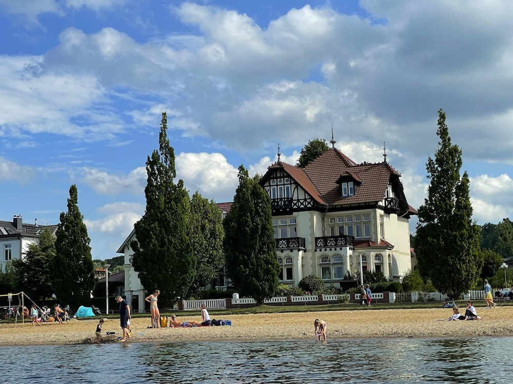 Ferienwohnung Am Strand in Schwerin — 4-Star Luxury Hotel in Schwerin, Germany