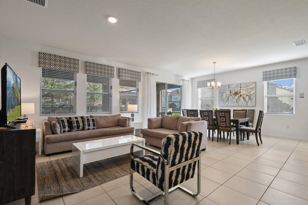 Elegant 7bed 5.5bath Pool Villa at Solterra Resort - photo 17