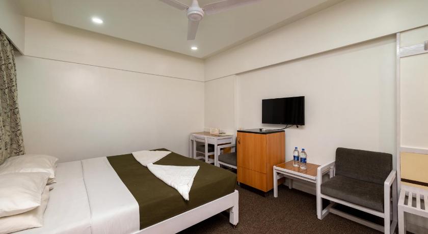 Capital O 76484 Hotel Balwas International