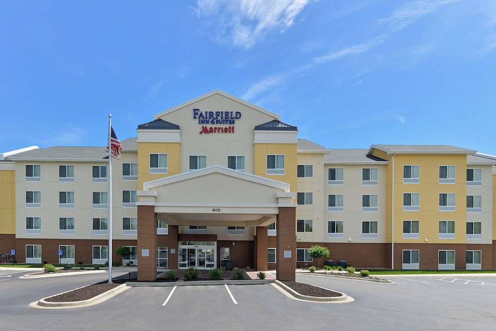 Fairfield Inn & Suites Cedar Rapids - photo 56