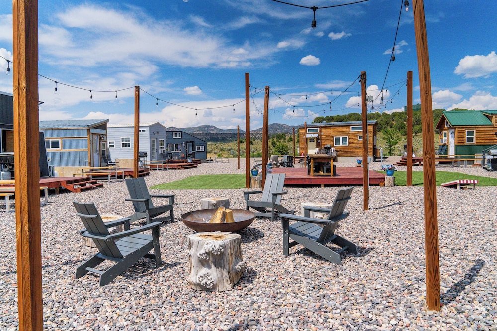 Trail and Hitch Tiny Home Hotel and RV - photo 98