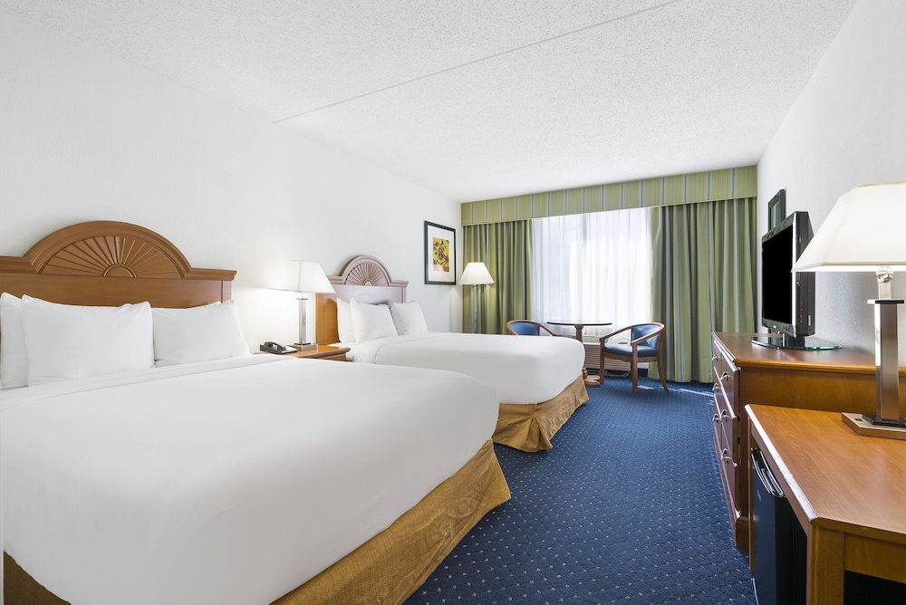 Thousand Hills Resort Hotel - photo 12
