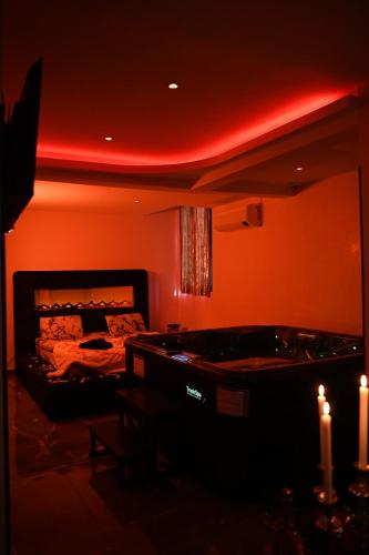 Love Time in Marseille, France