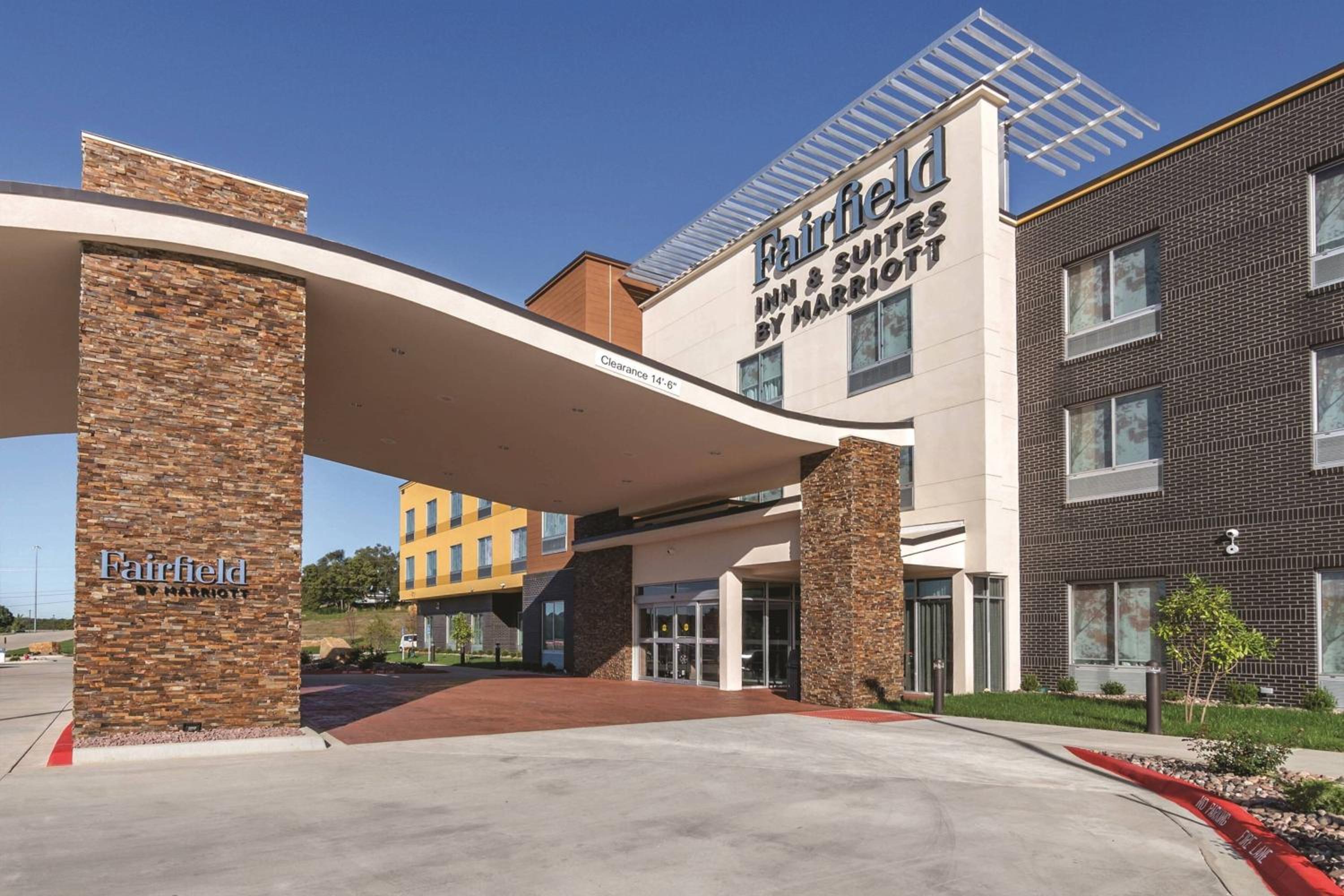 Fairfield Inn & Suites by Marriott Kansas City Shawnee - photo 9