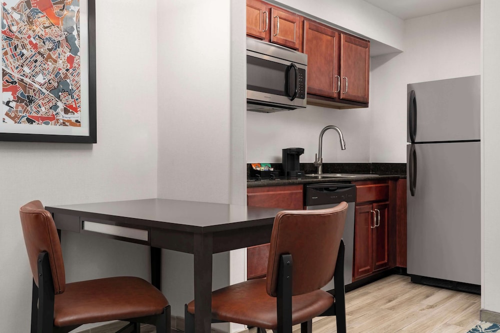 Homewood Suites by Hilton Boston Cambridge Arlington MA - photo 20